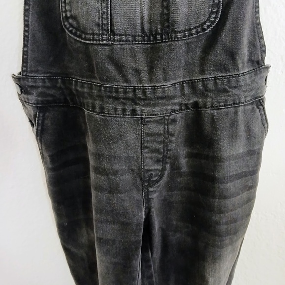 Mossimo Black Denim Overalls - Picture 5 of 8